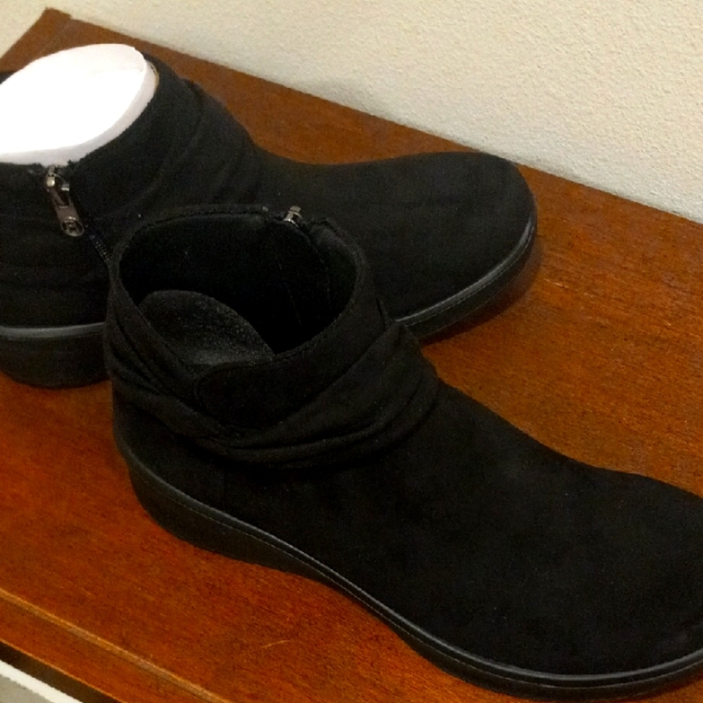 Womens 's BZees By Lifestride Black Ankle Boots